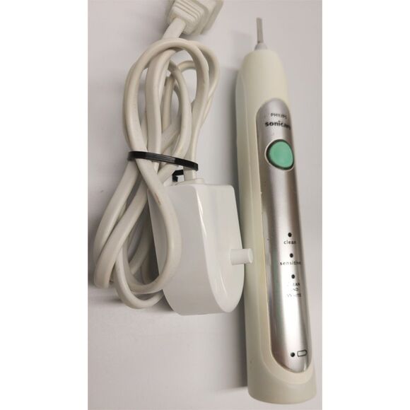 Philips Sonicare HX6730 Electric Toothbrush with Charger 3 Modes White - Picture 3 of 4